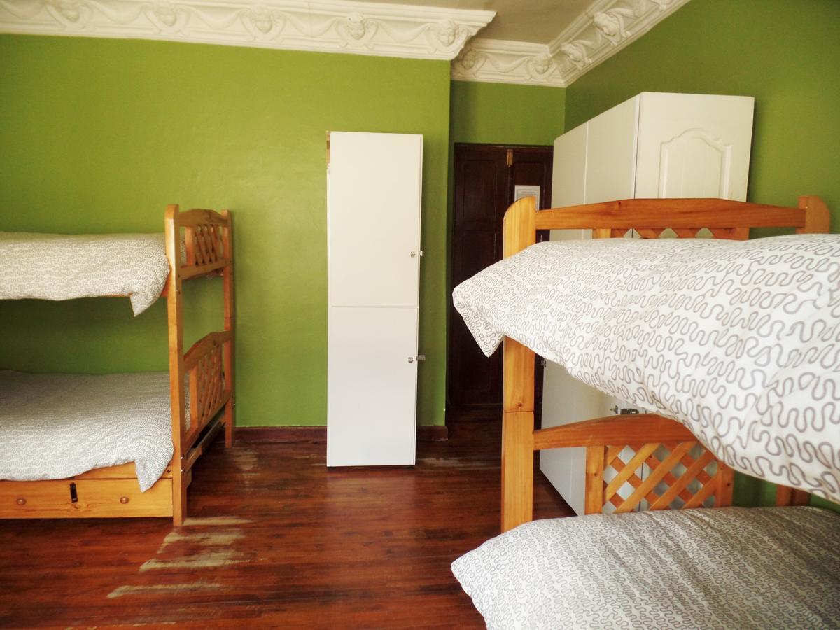Hostel Revolution Кіто Екстер'єр фото